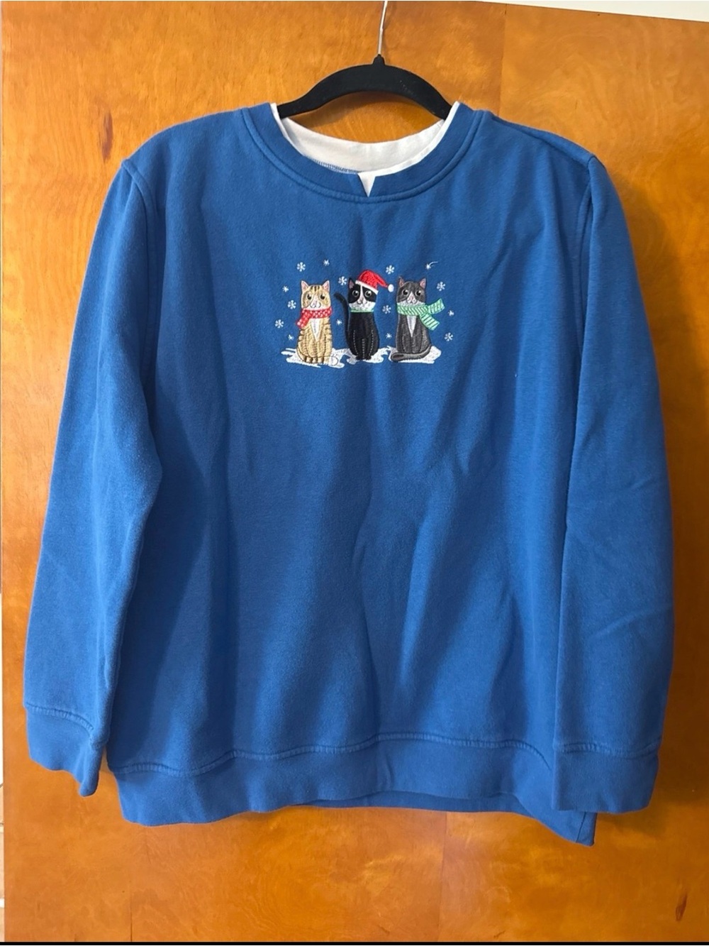 Vintage Women’s Blue Christmas Cowlneck Sweater with Embroidered Cats